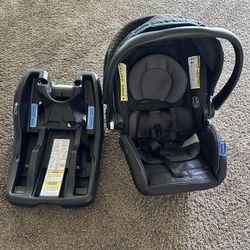 INFANT CAR SEAT 