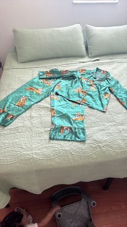 Green Tiger comfy Silk pajamas