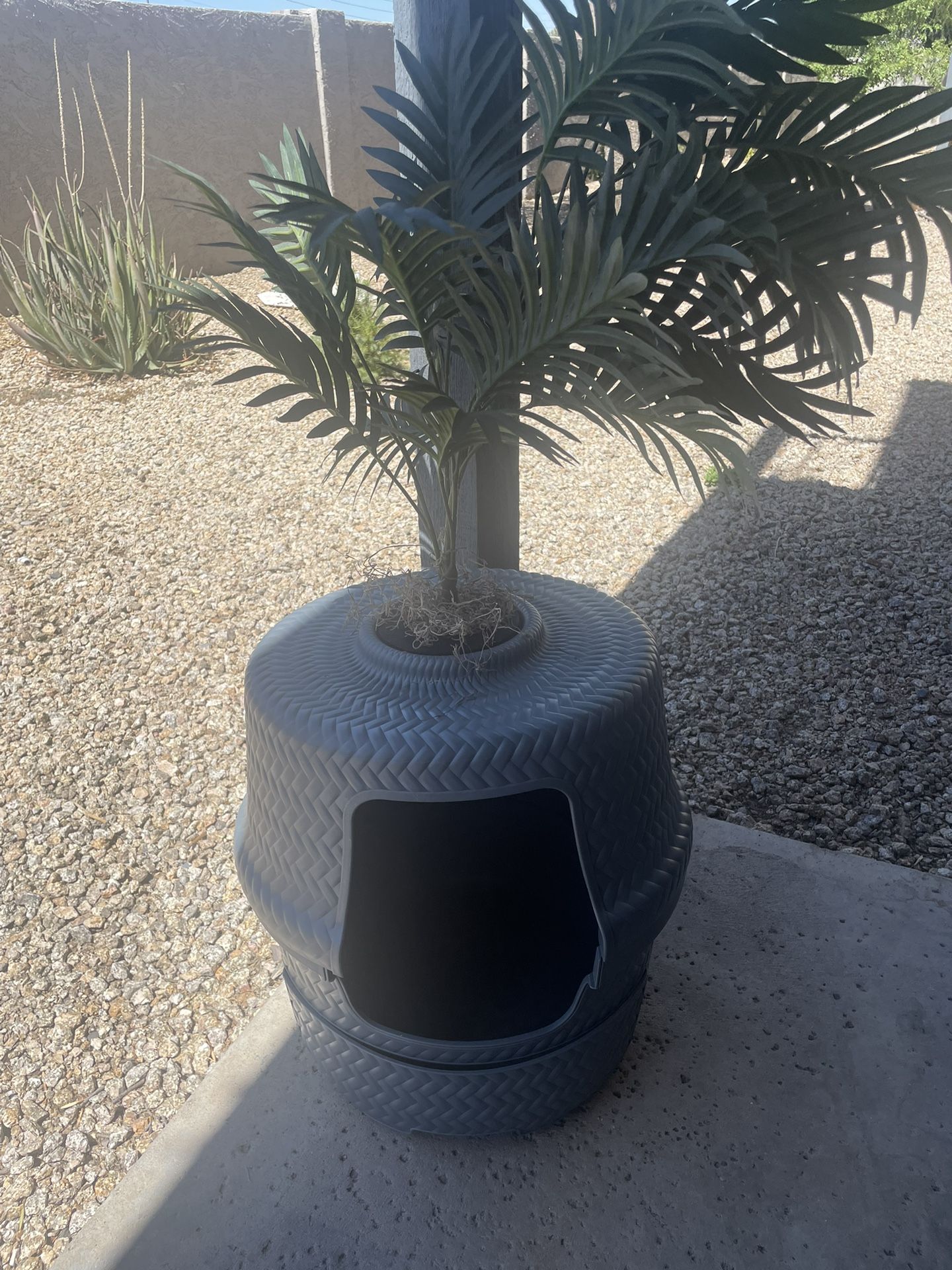 Hidden Cat Planter Litter Box