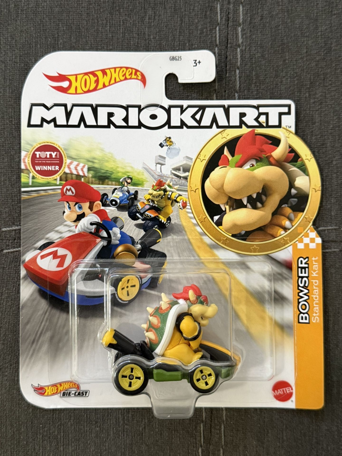 Mattel Hot Wheels Mario Kart Die-Cast Bowser in Standard Cart (2020) NIB New