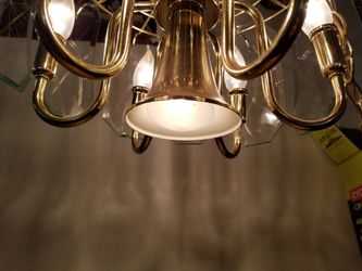 Brass chandelier incandescent 7 bulbs