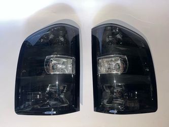 LA Zona Auto Parts 2007 To 2013 Chevrolet Silverado Tail Light Luces Micas Calaveras Faros Focos