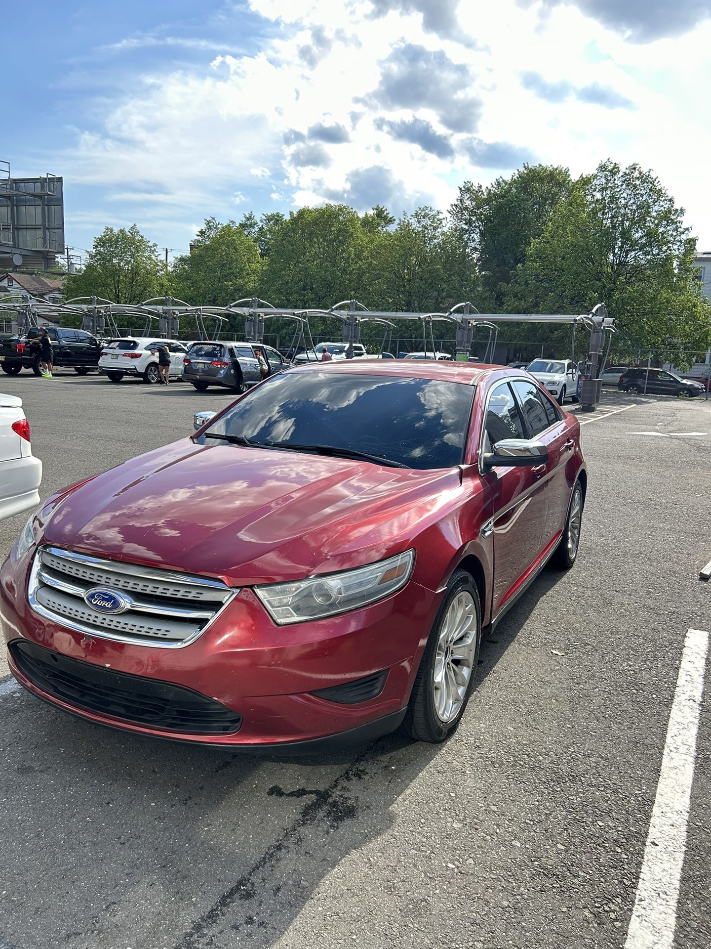 2014 Ford Taurus
