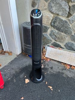 Honeywell Quiet Set Oscillating Whole Room Tower Fan (Like New)
