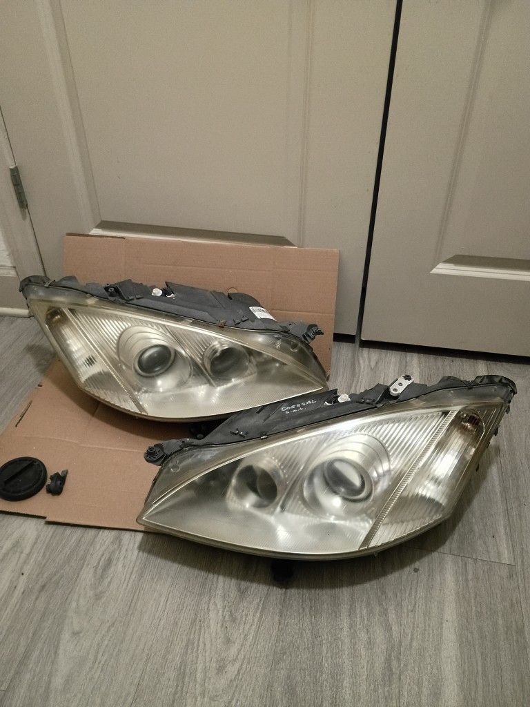 Mercedes S550 Headlight Left Right Xenon HID Headlamp W221