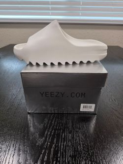 Yezzy Size 7 $80