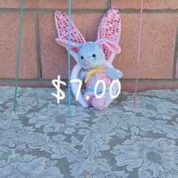 Home Decor $7.00 Cash Only Located 91343