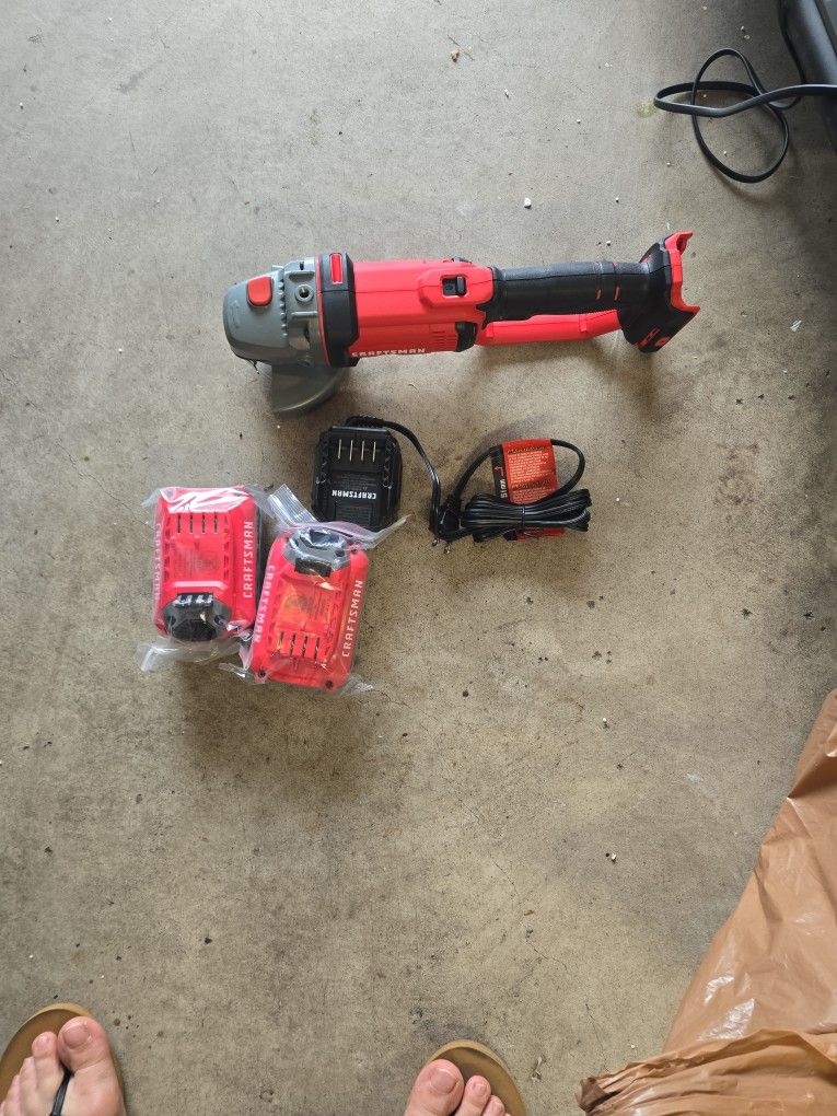 CRAFTSMAN Angle Grinder Tool 4-1/2-Inch and battery and charger