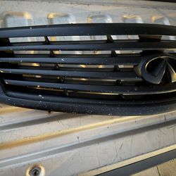 G37 sedan front grill