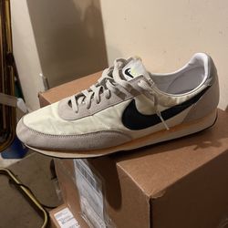 Nike Elite Vintage Sail 10.5