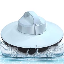 Cordless robotic pool cleaner