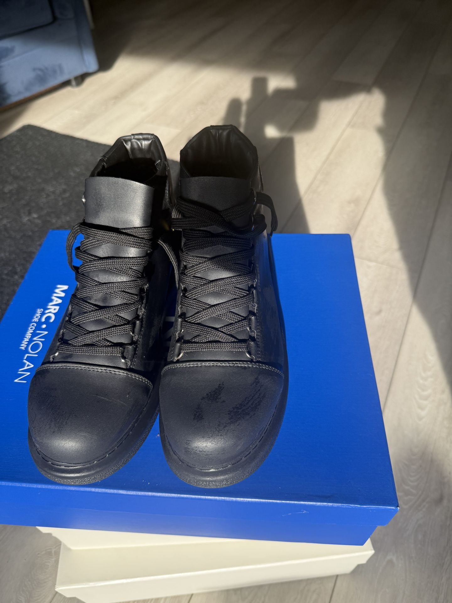 Clean All Black Classic Boots