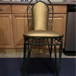  I gave 1930’s Garden Chair