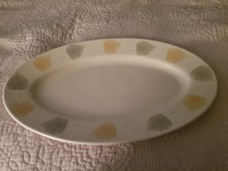 Denby Pottery Co. Ltd. Energy Leaf platter. 20" x 12"
