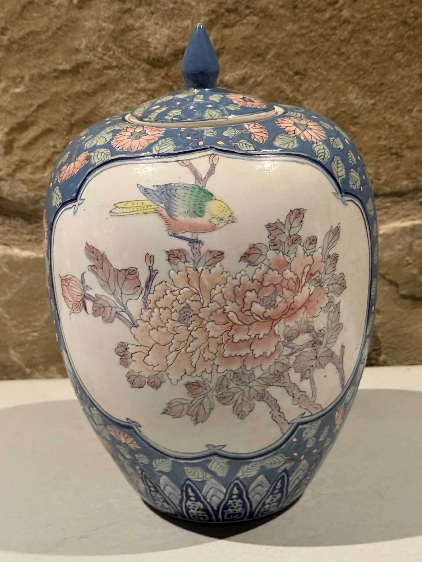 Blue & White Flowered Ginger Jar / Vase with Bird on it  