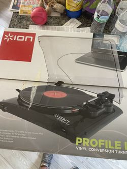 Ion turntable