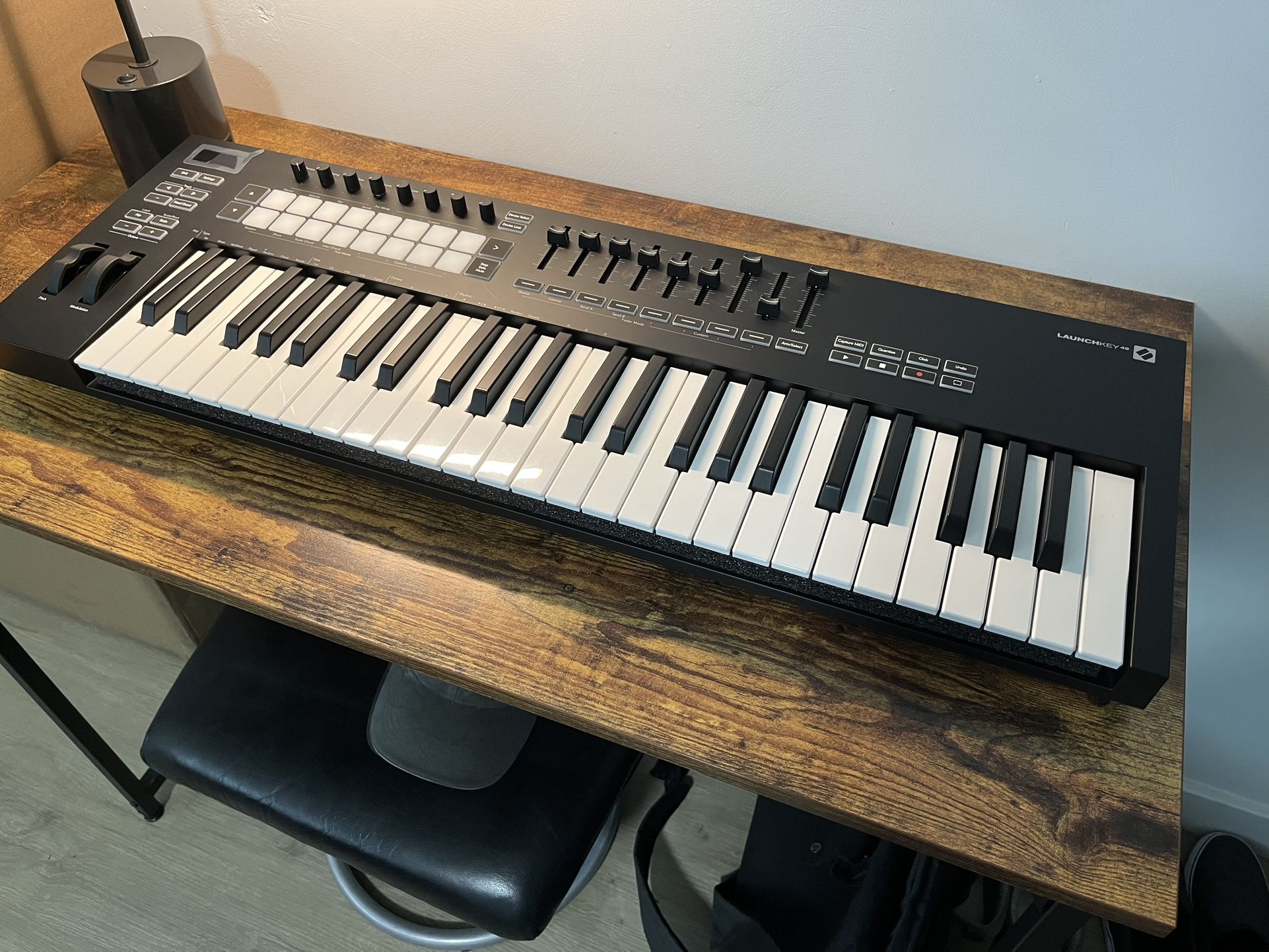 Notation Launchkey 49 MK3 Controller