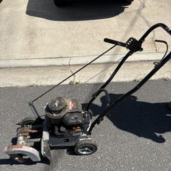 A Edger, In Oakdale 