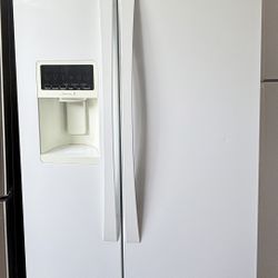 Side by Side Refrigerator 