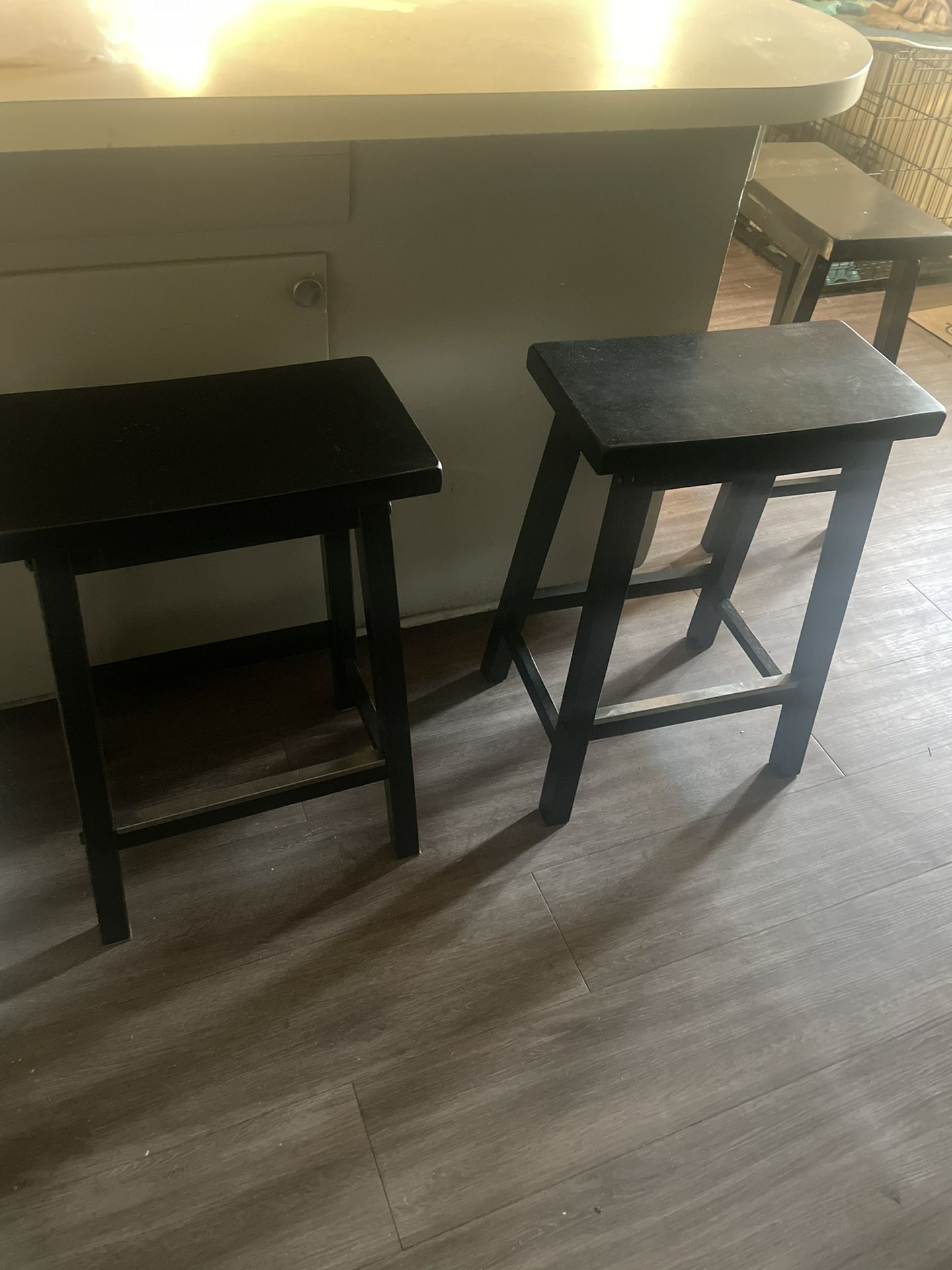 4 Stools 