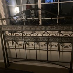 Head and footboard for queen bed.