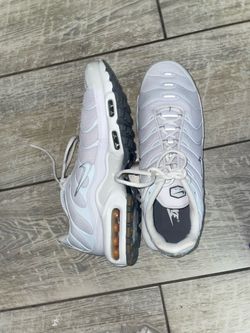 Nike TNs (white)