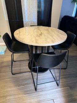 Dinning table