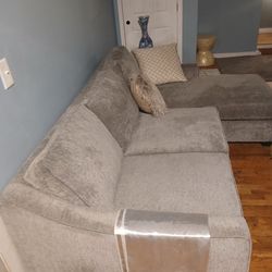 Sofa sectional