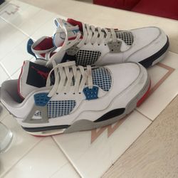 Jordan 4 What The 4 Shoes Size 8.5 Mens