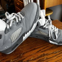Air Jordan 5 Retro "Wolf Grey" Size: 12US