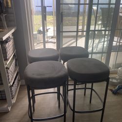 4 Stools