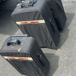 Set Of Three Luggage 22 Inch 27 Inch 30 Inch