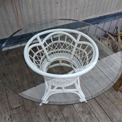 Wicker Table With 4ft X 4ft Beveled Glass Top