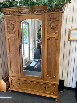 Armoire