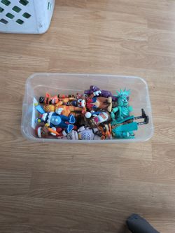 Fnaf figures