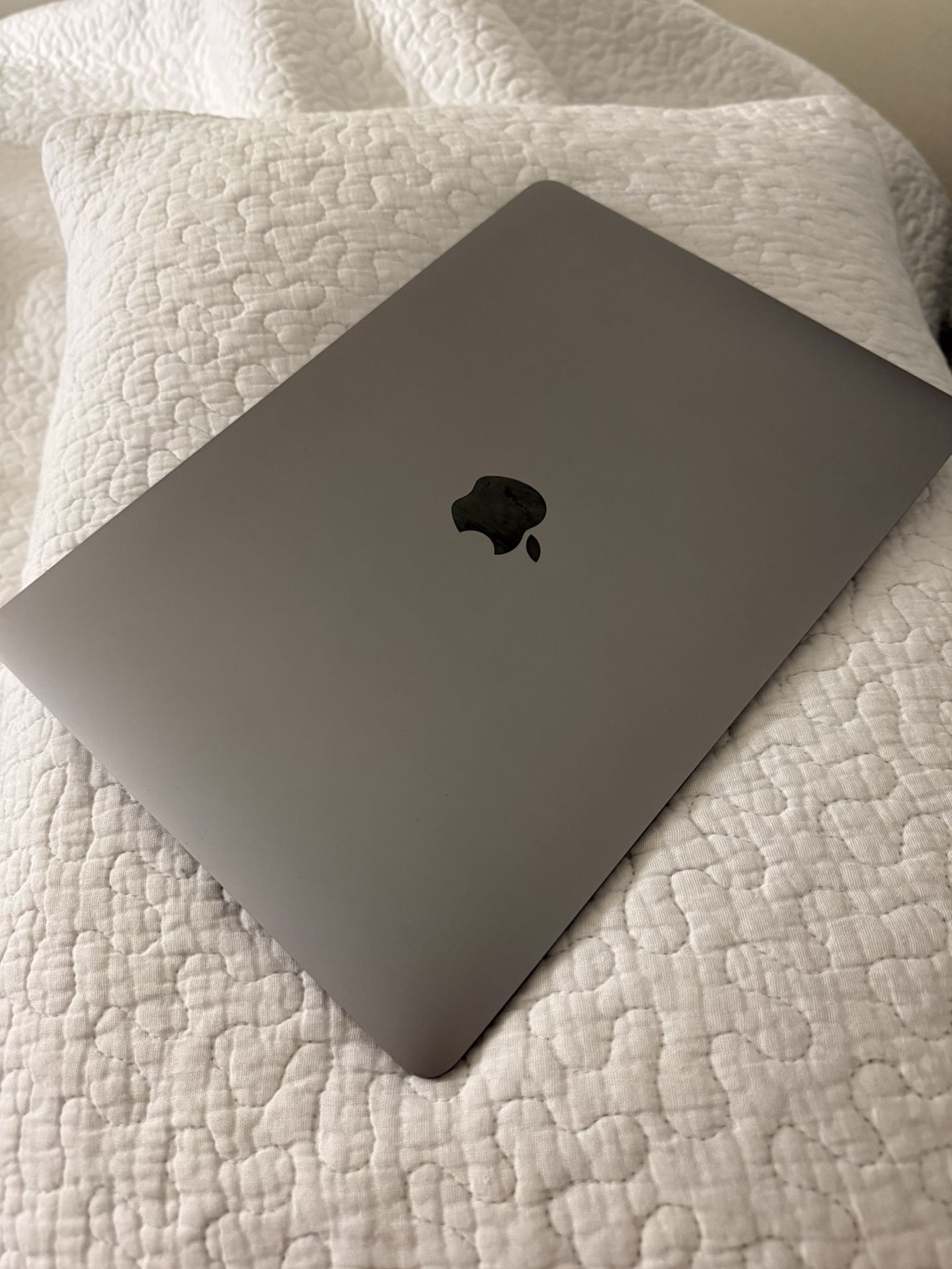 MacBook Air 13inch 2020