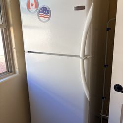 Refrigerator Frigidaire