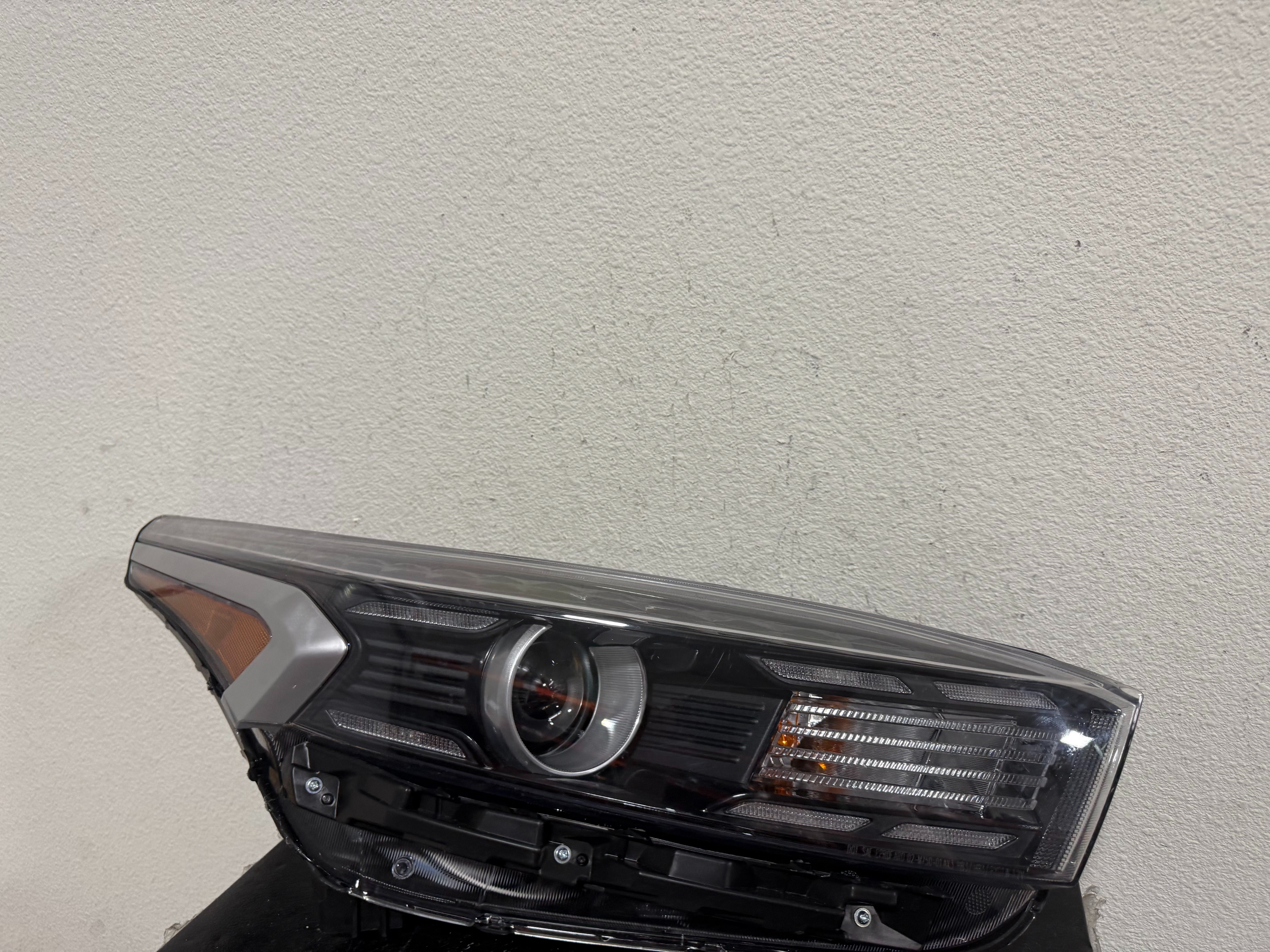 KIA FORTE RIGHT HEALDIGHT 2023 PART