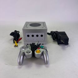 Nintendo GameCube Video Game Console DOL-001 Black