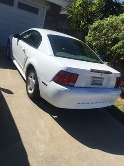 2004 Ford Mustang For Sale (V6)