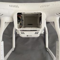 Phantom Professional DJI model W323A drone for Sale in Redondo