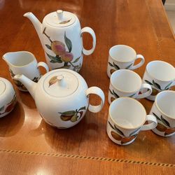 Fine Porcelain 