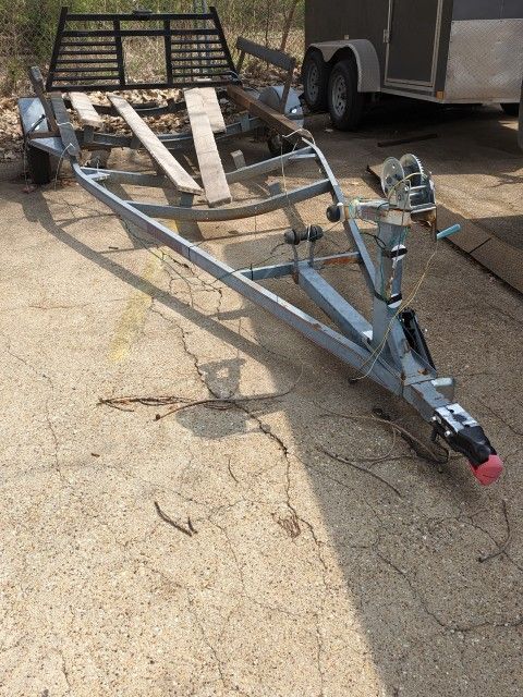 Boat Trailer 17' Shoreline w/wench