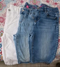 Children's Place girls shorts