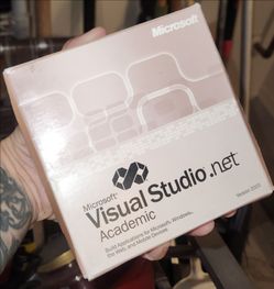 VINTAGE MICROSOFT VISUAL STUDIO NET 2003 ACADEMIC VERSION SOFTWARE DEVELOPER COLLECTIBLE SEALED BOX WITH PRODUCT KEY LICENSE WINDOWS TOOLS