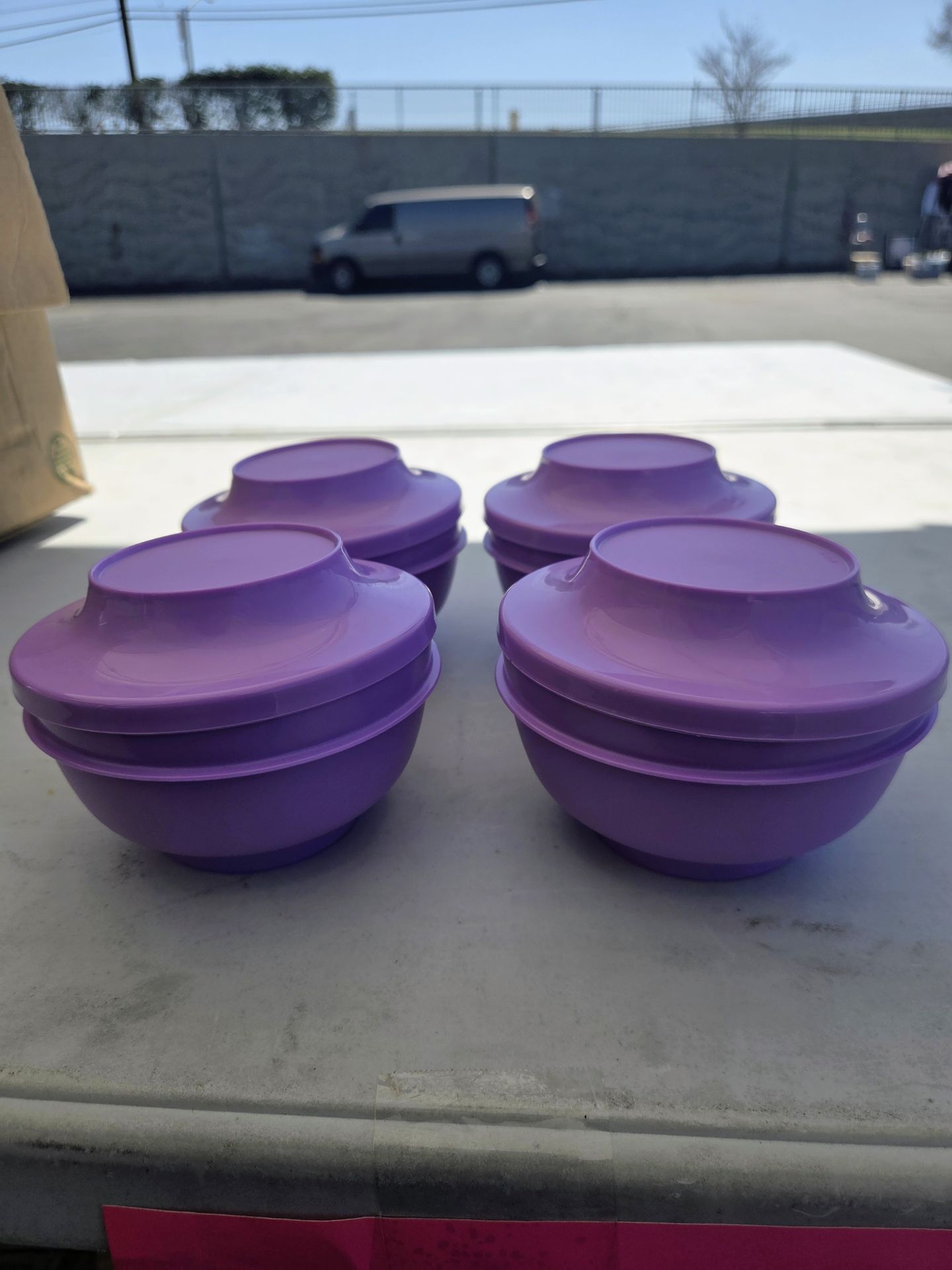 Tupperware Lavender Bowls w/Lids Set of 4