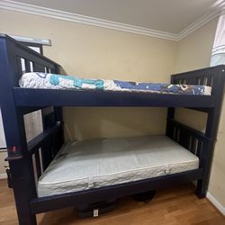 Free Wooden Bunk bed/ 2 Twin Bed