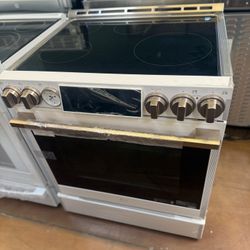 LG studio induction range