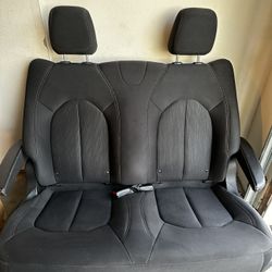 2017 Chrysler Pacifica Seat