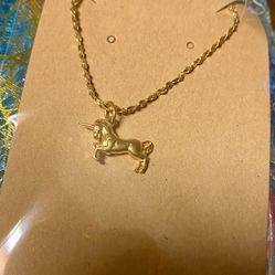 Beautiful Gold Toned Unicorn Charm Necklace